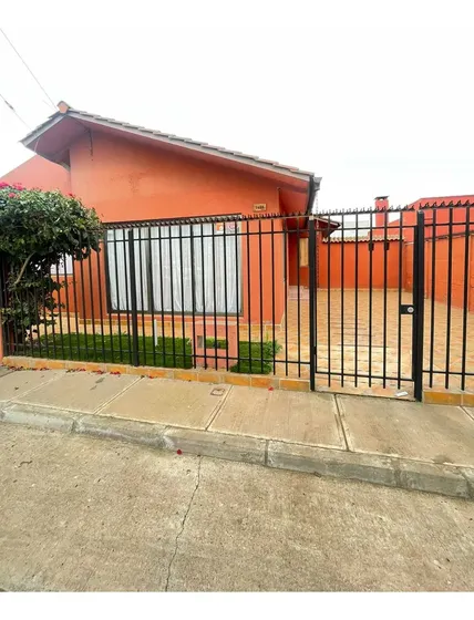 Espectacular Casa En Arriendo Pasaje Cerrado (170887)