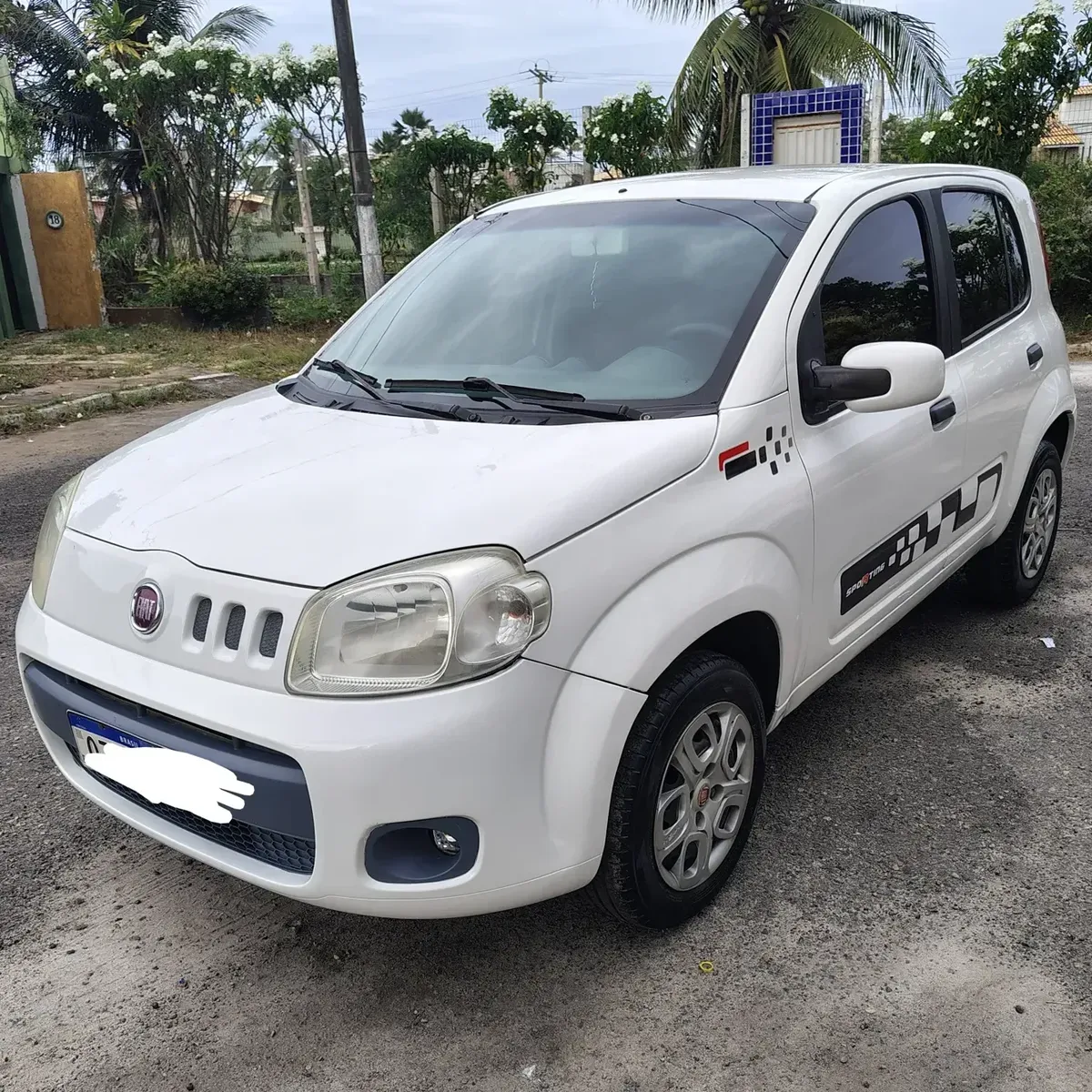 Fiat Uno 2014 1.4 Economy Flex 5p Fiat Uno 2014 1.4 Economy Flex 5p
