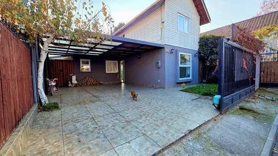 Propiedad En Curicó, Excelente Casa, Pasaje Cerrado.