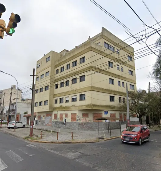 Edificio En Venta - Ex Centro De Internacion -  62 Habitaciones - Lanús Oeste