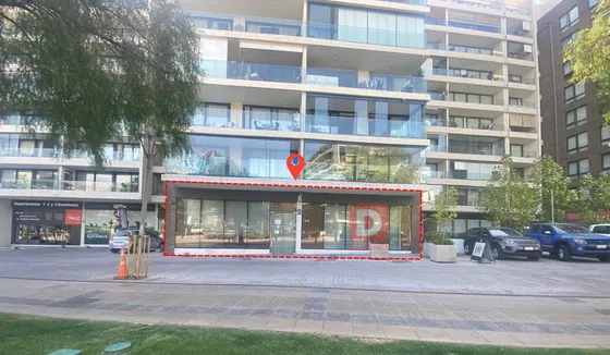 Local Comercial En Arriendo En Las Condes 106 M2