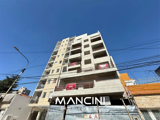 Departamentos En Venta De 1, 2 Y 5 Ambientes - Caseros