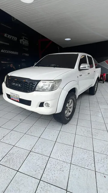 Toyota Hilux 2.7