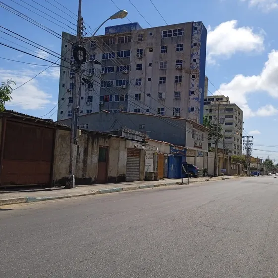 Apto Centrico, Cerca Del Seniat, En Calle Charaima