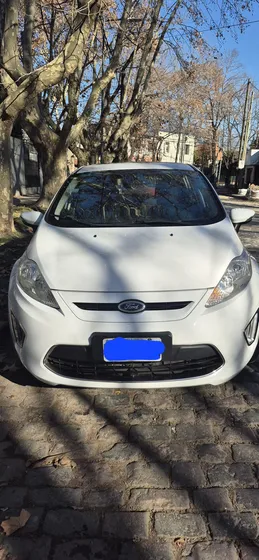 Ford Fiesta Kinetic Design 1.6 Titanium