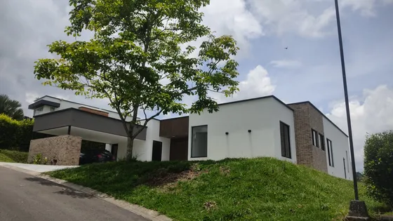 Casa Campestre En Venta En Vallarta/pereira (279059002).