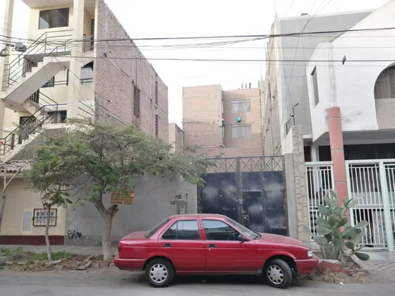 Vendo Terreno. En La Urb. El Olimpo- Ate- Lima