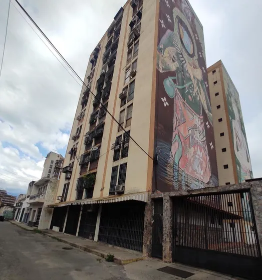 Se Alquila Apartamento Ubicado En El Edificio Seis Centro, 007jsc