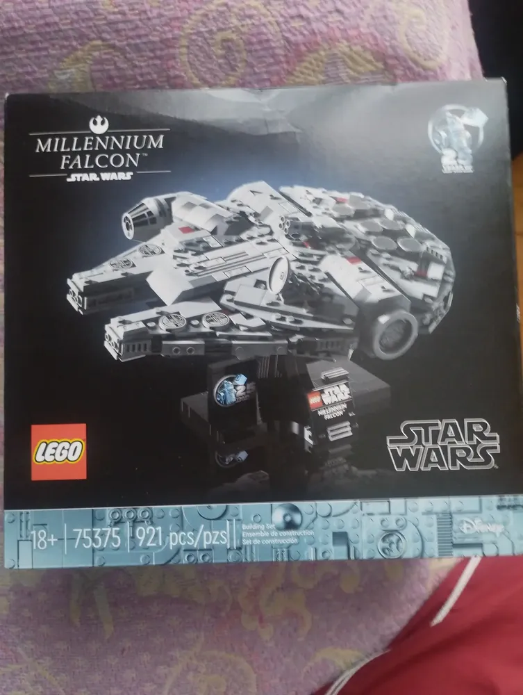 Lego Star Wars Millennium Falcon - 75375 | Parcelamento sem juros