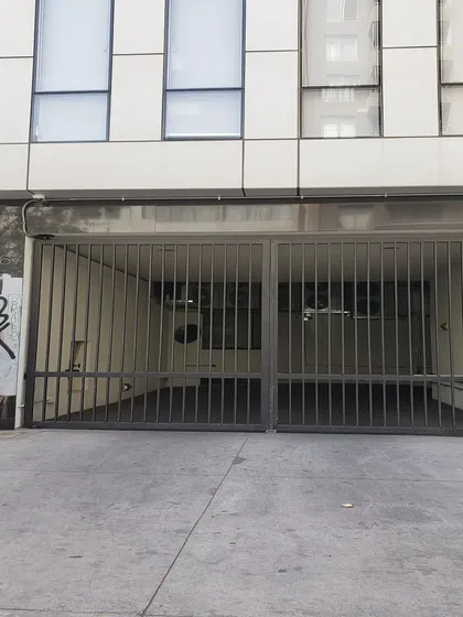 Santiago, Diagonal Paraguay, Estacionamiento Subterráneo