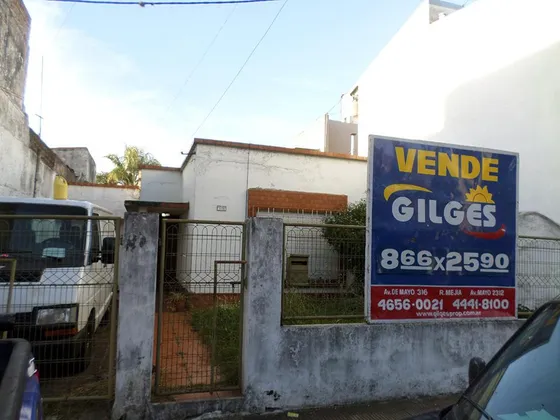 Venta Terreno De 8.66x25.90m²- En  Ramos Mejia  -  Exc. Ubicación
