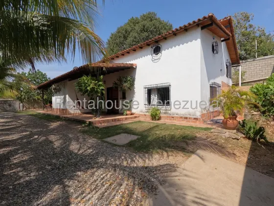 Rosa Rodríguez Vende Casa En Agua Viva, Cabudare 25-18161