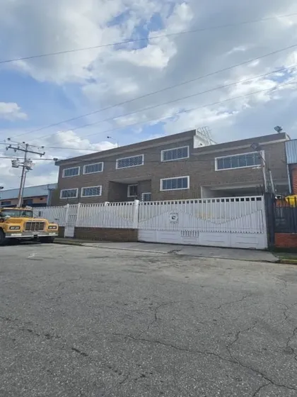 Galpon En Venta En Urb Industrial Los Jarales San Diego