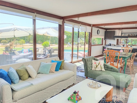 Disfruta Del Sol Y Tranquilidad En Esta Impecable Casa Disfruta Del Sol Y Tranquilidad En Esta Impecable Casa