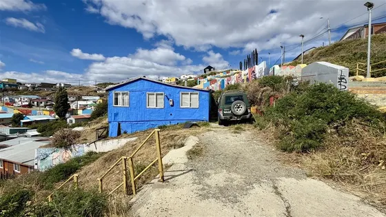 Casa Con Amplio Terreno En Punta Arenas