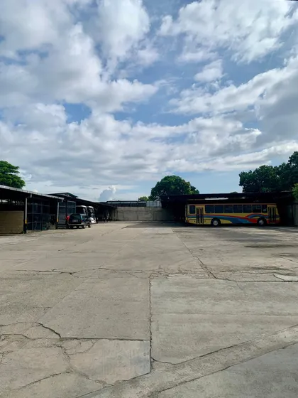 Terreno Comercial Con Deposito Y Oficinas En Santa Rosa Dolf04