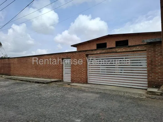 Casa-galpón En Venta En Turumo Jdv Cod 25-17774