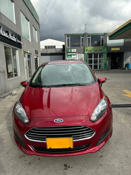 Ford Fiesta 1.6 Hatchback Se