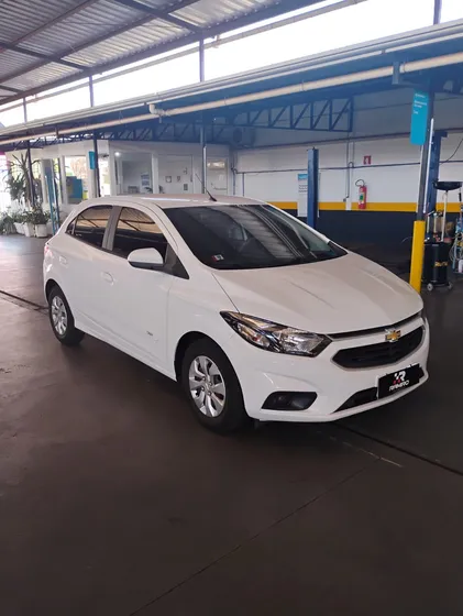 Chevrolet Onix 1.0 Lt 5p