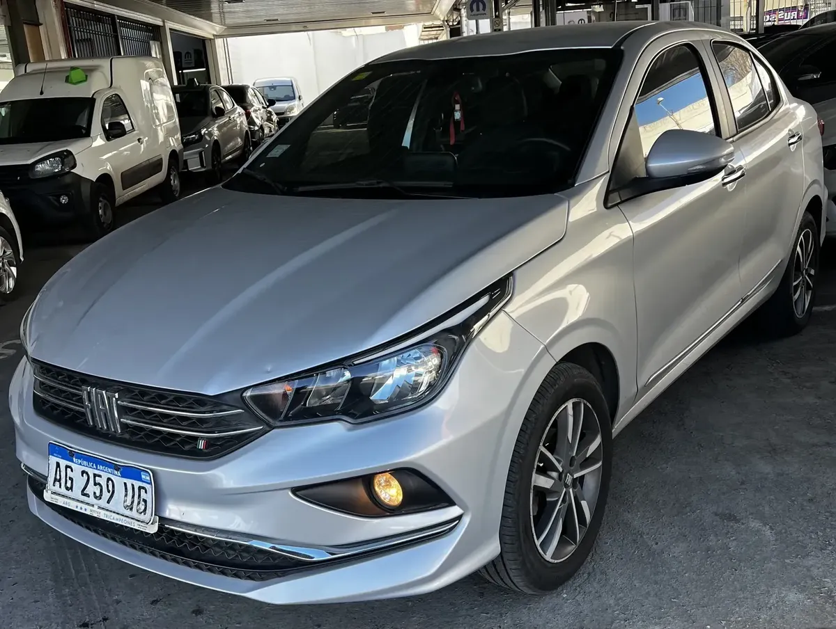 Fiat Cronos 1.3 Precision Cvt