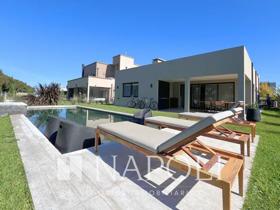 Casa En Venta En San Felipe, Canning