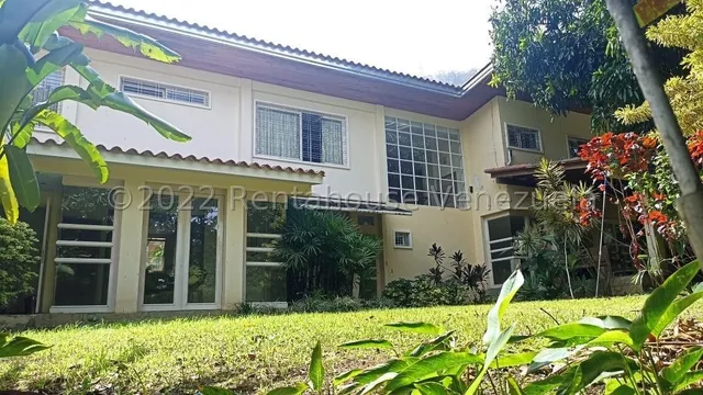 Yb Se Vende Hermosa Casa En La Alta Florida #22-26442