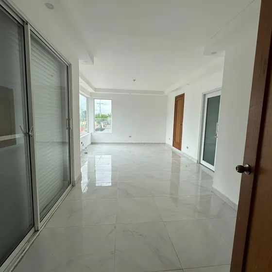 Casa En Alquiler,santo Domingo Norte La Jacobo