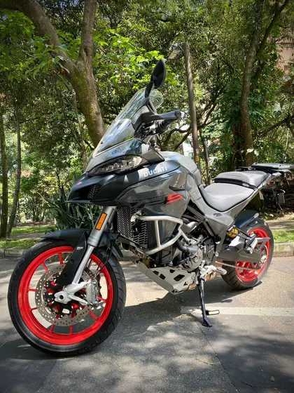 Ducati Multiestrada V2 S