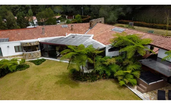 Venta De Casa Campestre En Alto De Las Palmas Sector La Acuarela