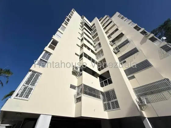 Caurimare , Apartamento En Venta , Remodelado, Piso Bajo ,mim 27-3977