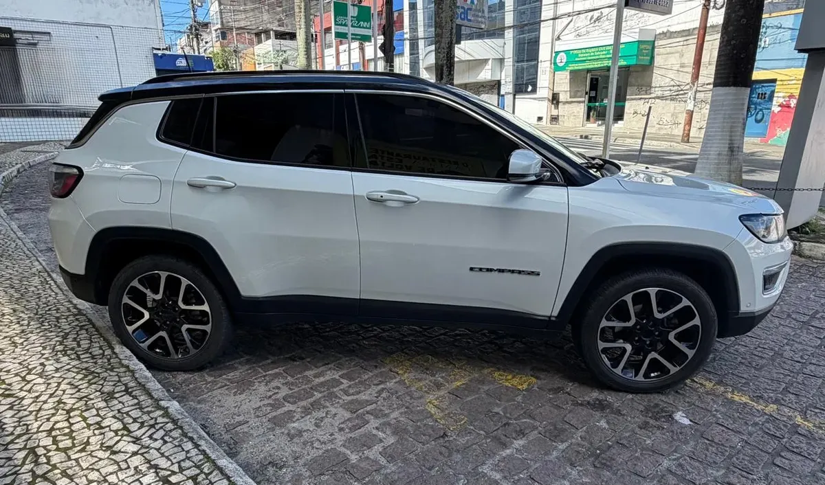 Jeep Compass 2019 2.0 Limited 4x4 Aut. 5p — foto 8