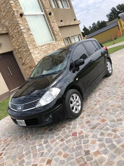 Nissan Tiida 1.8 Tekna