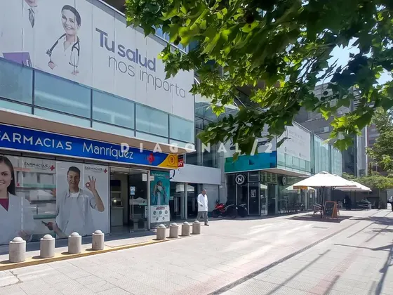 Local Comercial En Arriendo En Providencia