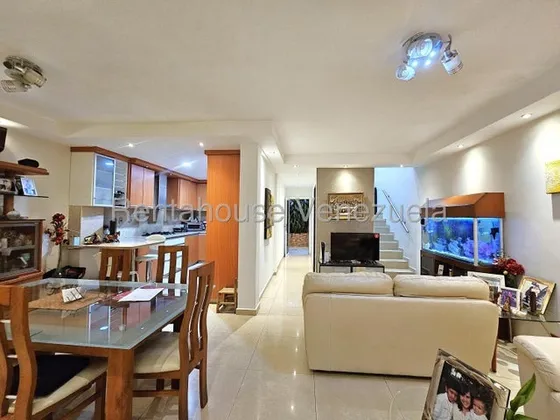 Zulay González Vende Hermosa Casa En Villa París Cabudare Avenida Ribereña Piscina Gimnasio Mls 25-19682