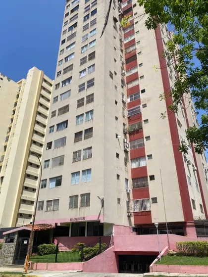 Se Alquila Apartamento Amoblado En Residencias Alfa Centauro, Urb. Las Chimeneas Peñ - Ali