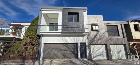 Renta Casa 4 Ambientes Montecarlo