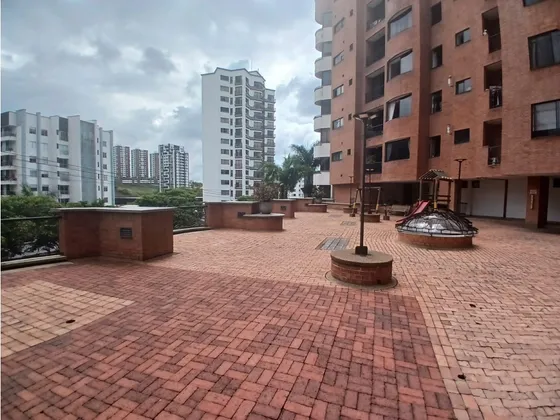 Renta Apartamento En Exclusivo Sector De La Circunvalar