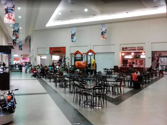 Local En Renta, Plaza San Gaspar 150 M2