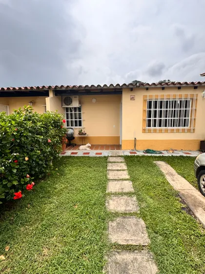 Casa De Oportunidad En Valle De Oro-sl