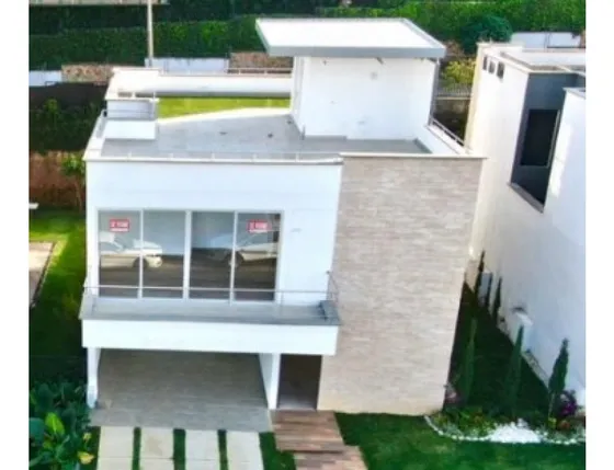 Venta De Casa En Condominio De 424mt2 En Pance, Sur De Cali, 8736.