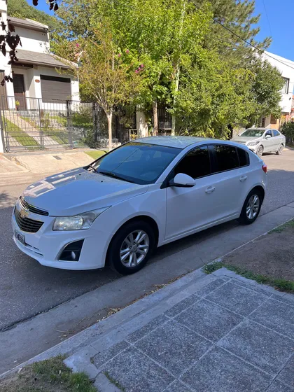 Chevrolet Cruze 1.8 Lt Mt 5 P