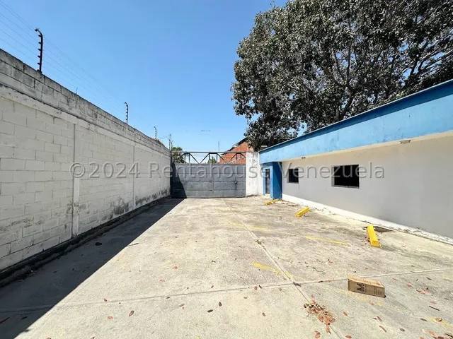 Maritza Lucena Tiene En Alquiler Amplio Y Cómodo Galpón En Cabudare, -2 4 2 0 7 7 8- Fácil Acceso, Alto Tráfico Vehicular, Ideal Para Instalar Y Proyectar Su Empresa.