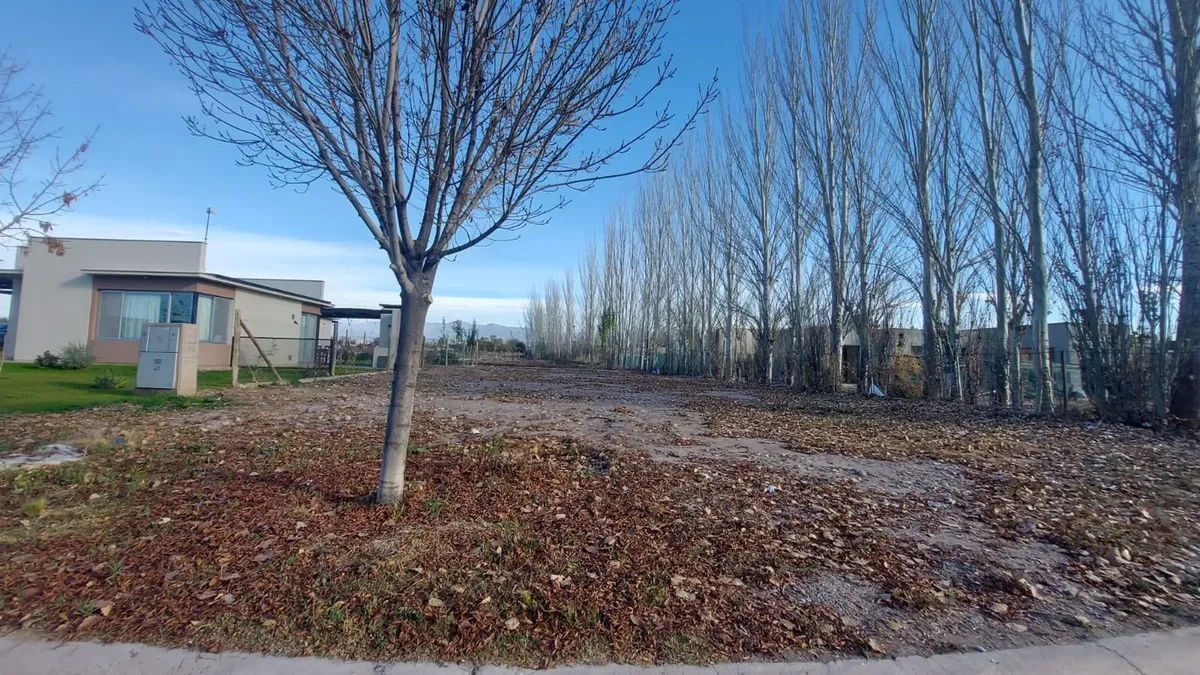 Venta Lote Lujan Barrio La Luisa