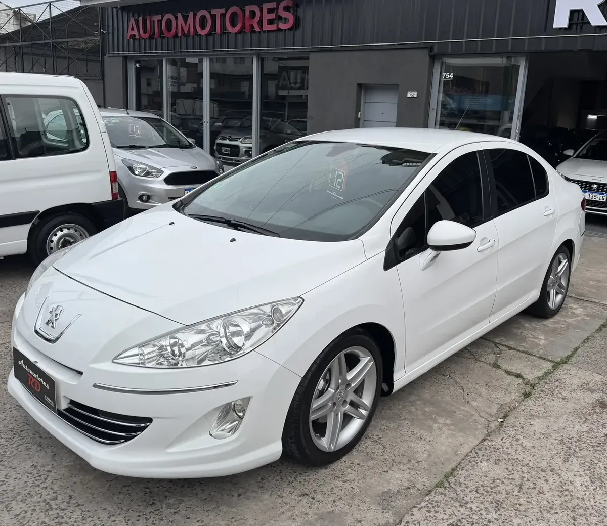 Peugeot 408 2.0 Allure 143cv