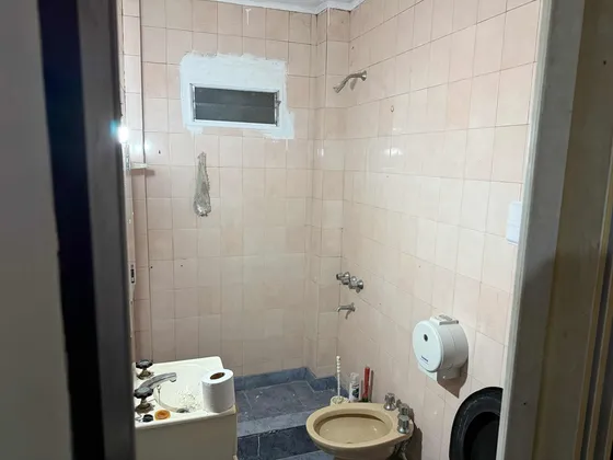 Alquiler Con Patio Cubierto Y Descubierto