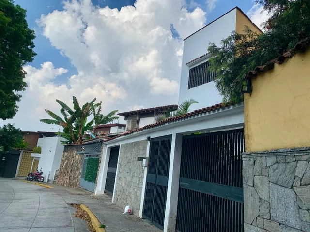 Casa  En Venta En  Alto Prado. 
