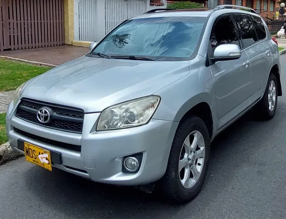 Toyota Rav4 2.4 Imperial