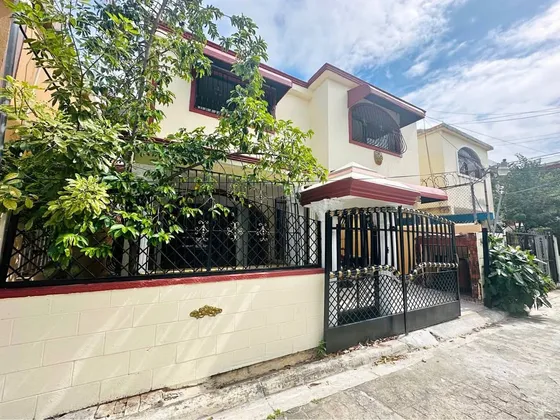 Se Alquila Hermosa Casa En Alma Rosa 2 (residencial Cerrado Solamente De Casas)