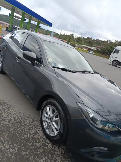 Mazda 3 2.0 Touring