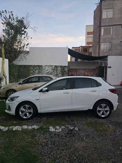 Chevrolet Onix 1.0 Turbo At